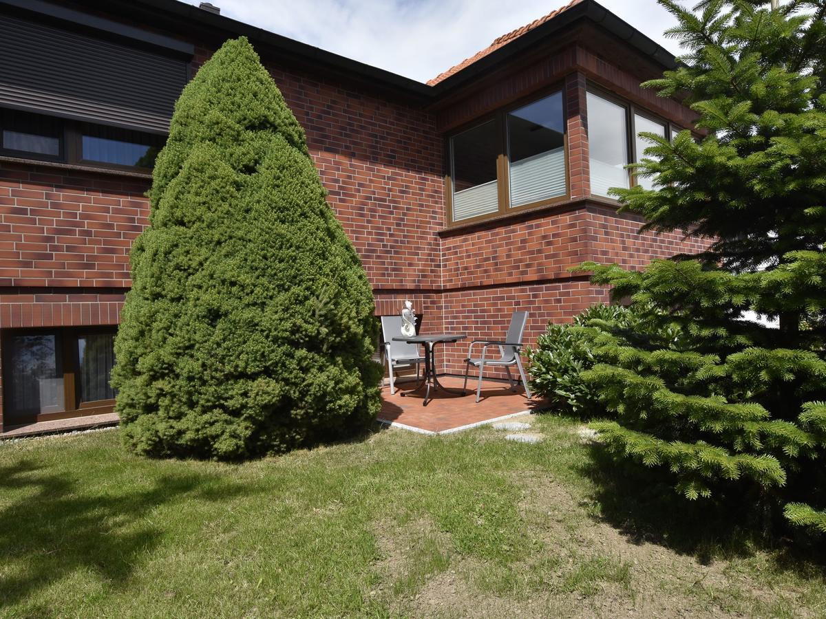 Modern Apartment In Kroepelin With Garden Екстер'єр фото